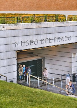 Madrid, İspanya, Aralık - 2017 - için bekleyenler Museo del Prado Madrid şehir, İspanya için girin