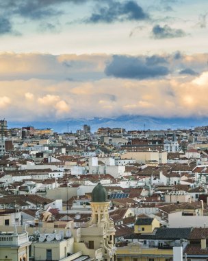 Madrid, İspanya, Aralık - 2017 - havadan görünümü güzel sanatlar daire bakış açısı çubuğundan madrid şehrinin.
