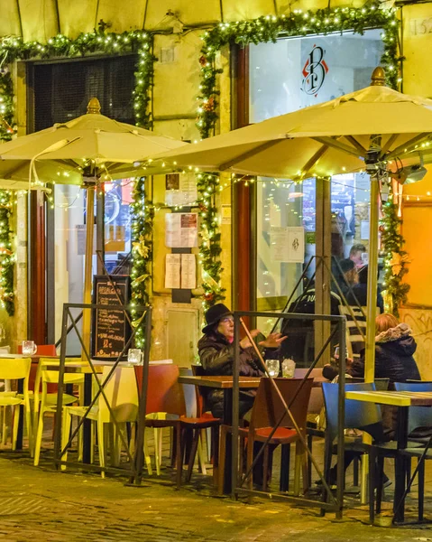 Roma Italia Diciembre 2017 Escena Nocturna Urbana Tradicional Restaurante Fachada — Foto de Stock