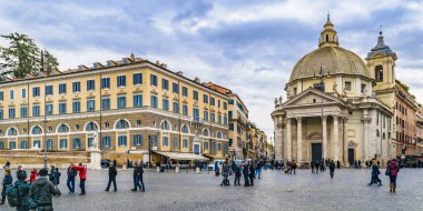 Roma, İtalya, Aralık - 2017 - kentsel gün kış sezon olay yerinde ünlü piazza del popolo Roma şehir, İtalya