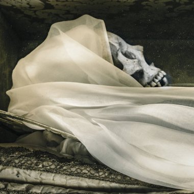 Mezar, Rahibe kafatasının iç kilise görünümü