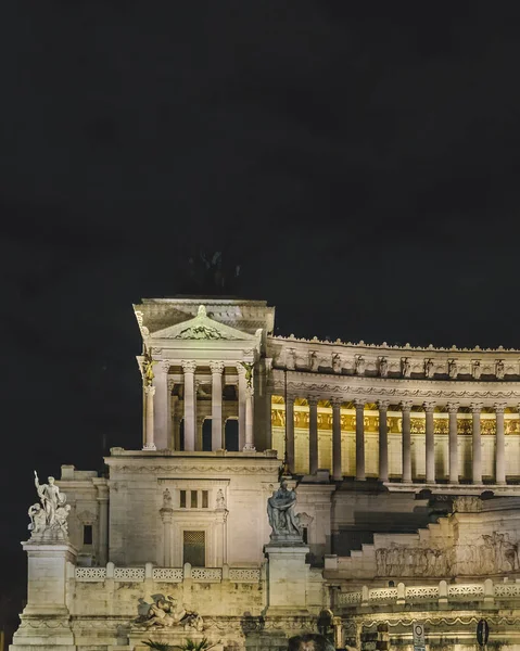 Cena Noturna Vista Exterior Famoso Monumento Vittorio Emanuele Conmemoraty Edifício — Fotografia de Stock