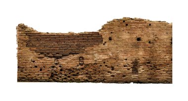 Beyaz arka planda yalıtılmış kırık tuğla duvar parçası