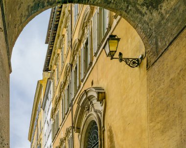 Roma, İtalya, Aralık - 2017 - kentsel olay yerinde eski Sokağı'nda Roma şehir merkezinde, İtalya