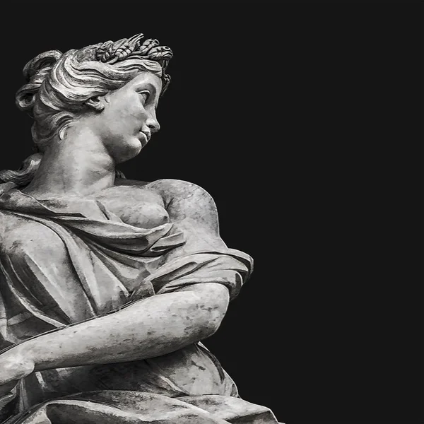 Seitenansicht Frau Skulptur Körperteil Isoliert Auf Schwarzem Hintergrund — Stockfoto