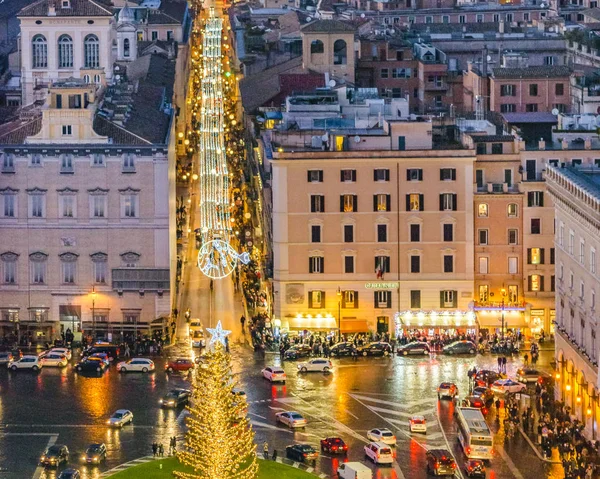 Рим Италия Январь 2018 Аэросъемка Ночной Городской Сцены Знаменитой Площади — стоковое фото