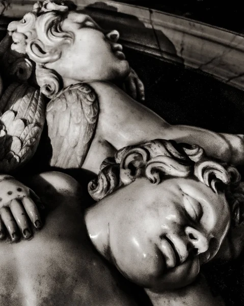 Närbild Detaljvy Antika Bebisar Skulptur — Stockfoto