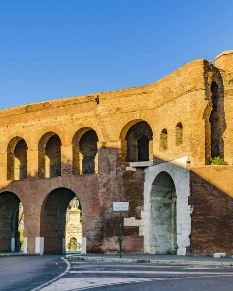 Widok Zewnętrzny Porta Pinciana Veneto Ulicy Rzym Włochy — Zdjęcie stockowe