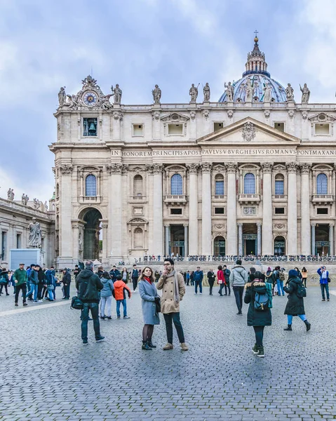 Rzym Włochy Styczeń 2018 Dzień Sceny Ludźmi Słynnym San Pietro — Zdjęcie stockowe