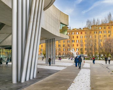Roma, İtalya, Ocak - 2018 - bina, Ulusal Müze, çağdaş sanat ve mimari Roma, İtalya'nın Flaminio mahallede maxxi dış görünümü.