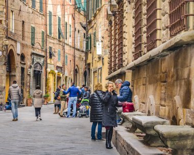 Lucca, İtalya, Ocak - 2018 - tarihi kentsel sokak olay yerinde lucca şehir, Toskana, İtalya