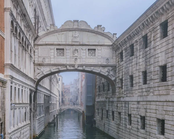 Vista Exterior Del Famoso Puente Suspiros Venecia Italia — Foto de Stock