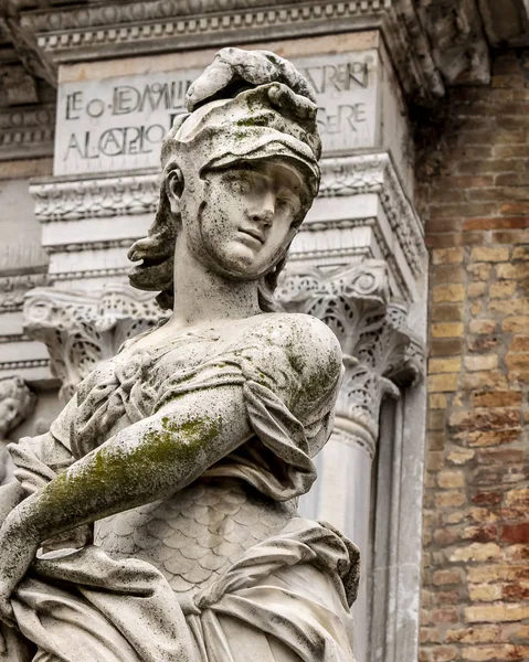 Außenansicht Der Skulpturen Des Tores Des Arsenalgebäudes Venedig Italien — Stockfoto