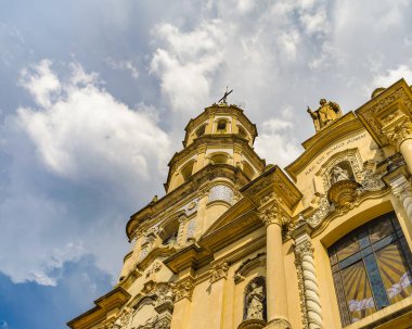 Düşük açılı dış görünümü san telmo parish Kilisesi, Buenos Aires, Arjantin