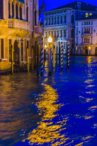 Σκηνή Νύχτα Στο Μεγάλο Κανάλι Στην Πόλη Βενετία Ιταλία — Φωτογραφία Αρχείου