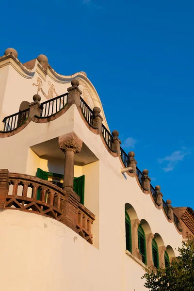 Vnější Detailní Pohled Gaudi Muzeum Dům Nachází Parku Güell Barcelona — Stock fotografie