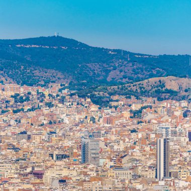 Montjuic Kalesi: barcelona şehrin havadan görünümü