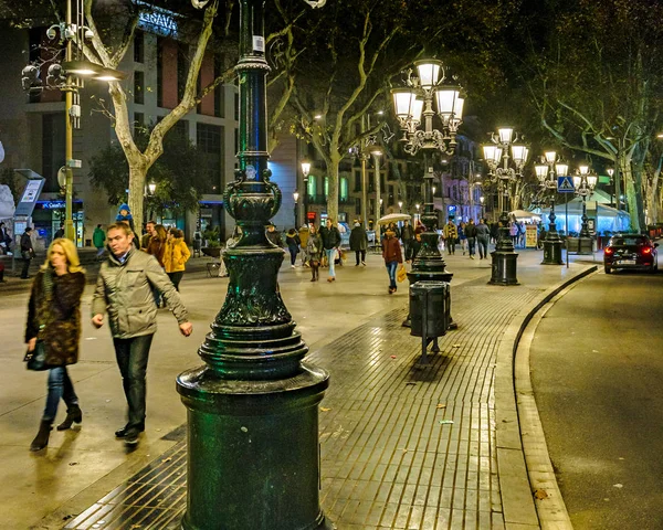 Barcelona España Enero 2018 Escena Nigth Urbano Calle Rambla Ciudad — Foto de Stock