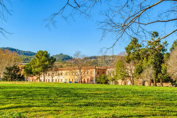 Venkovských Landscaspe Scéna Budovami Pozadí Santa Coloma Městečku Cervello Katalánsko — Stock fotografie