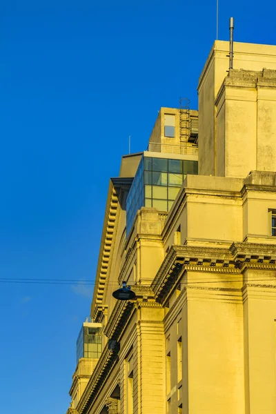 乌拉圭蒙得维的亚 Febrau里为2018 详细查看位于乌拉圭蒙得维的亚市 Ciudad 维耶Ja 区的新古典主义风格建筑 — 图库照片