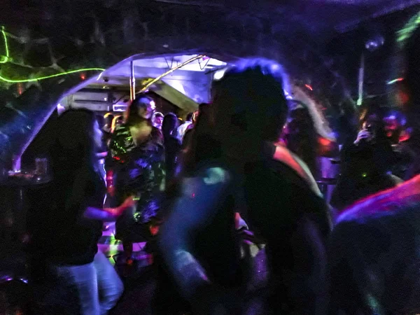 Kasım - 2018 - küçük özel arkadaş nigth Club şehirde montevideo, Uruguay Montevideo, Uruguay, parti