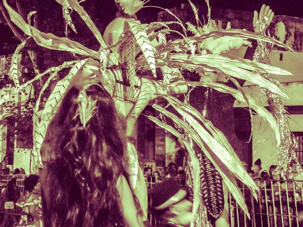 モンテビデオ ウルグアイ 2019 ウルグアイ モンテビデオ市でカーニバル Llamadas パレード イベントで夜のシーン — ストック写真