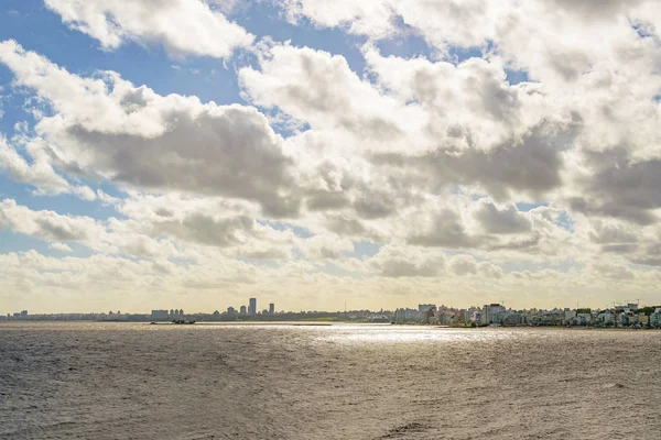 Montevideo nadmorska scena letnia, Urugwaj — Zdjęcie stockowe