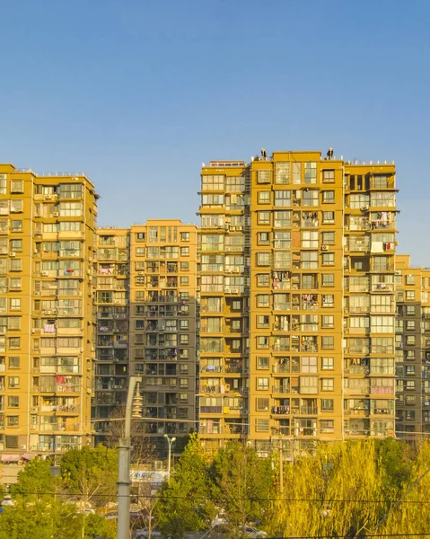 Appartement gebouwen trein Point of View, Shanghai, China — Stockfoto