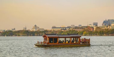 Turistik Tekne, Batı Gölü, Hangzhou, Çin