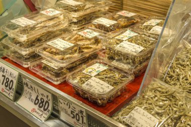 Süpermarkette Deniz Ürünleri, Osaka, Japonya