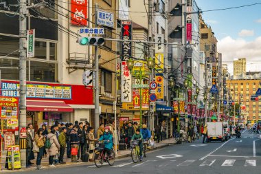 Kalabalık Şehir Sahnesi, Dotonbori, Osaka - Japonya