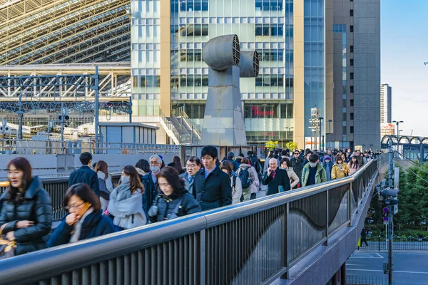 Zatłoczona scena miejska, Osaka-Japonia — Zdjęcie stockowe