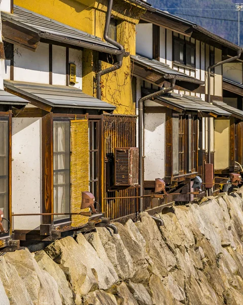 Riverfront Houses, Matsumoto, Japan — Stockfoto