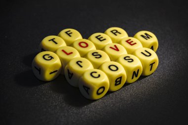 Aşk Metin Kavramı Arka Plan