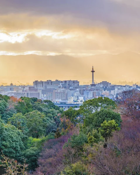 Vista aérea de Kioto desde el Templo Kiyomizudera — Foto de Stock