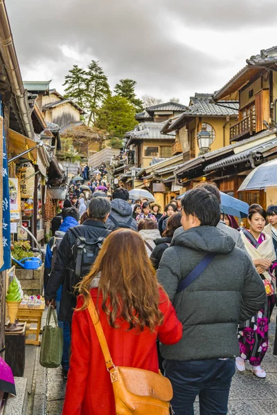 Tradiční Touristická ulice, Higashiyama, Kjóto, Japonsko — Stock fotografie