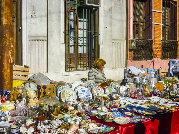 Tristan Narvaja Fair Street, Montevideo, Uruguay – stockfoto