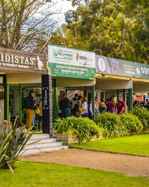 Winkels op Rural Exhibition, Montevideo, Uruguay — Stockfoto