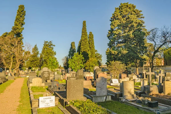 Pequeño cementerio, Montevideo, Uruguay —  Fotos de Stock