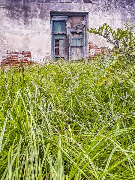 Maison urbaine abandonnée, Montevideo, Uruguay — Photo