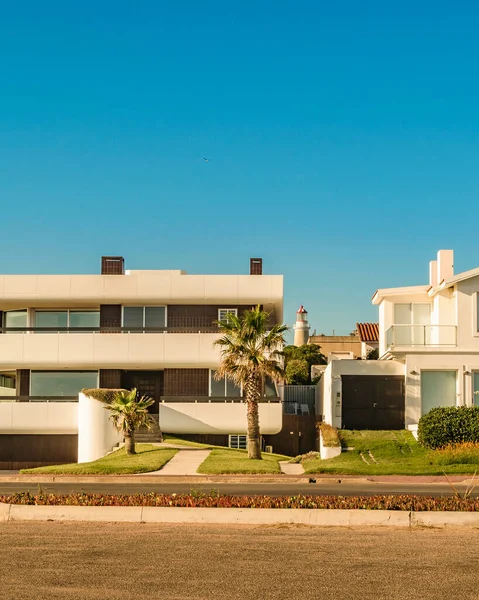 Vysoká Třída Sousedních Budov Punta Del Este Uruguay — Stock fotografie