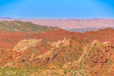 San Juan, Arjantin 'deki çorak kayalık arazi dağları manzarası