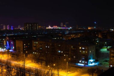 Cheboksary, 4 Ocak akşamı 12 kat yükseklikten alınan