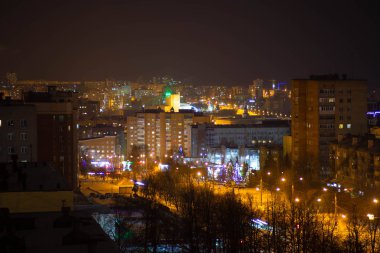 Cheboksary, 4 Ocak akşamı 12 kat yükseklikten alınan