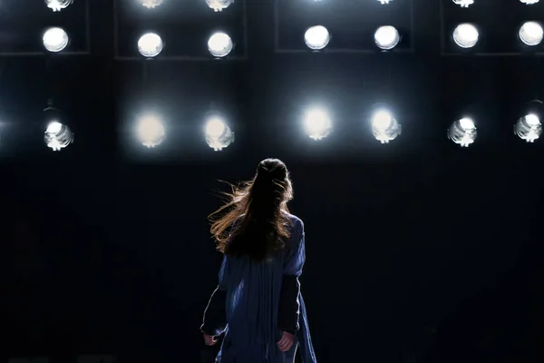 Mode Modell Modevisning Catwalk Händelse Landningsbana Show — Stockfoto