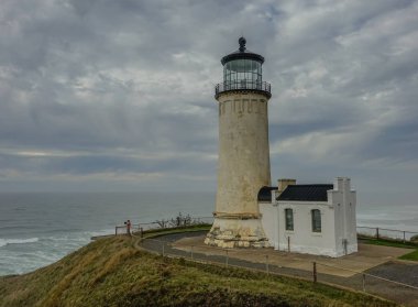 Oregon kıyılarında, Oregon State, ABD: 11 Ekim 2015: bulutlu gün wi