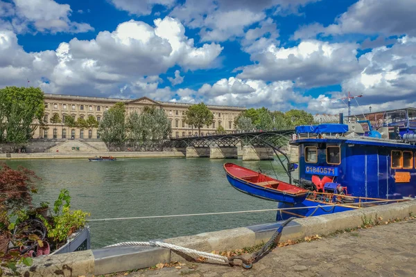 Muelles Del Río Sena París Francia Julio 2018 Casa Del —  Fotos de Stock