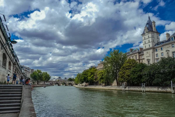 Muelles Del Sena París Francia Julio 2018 Vista Lateral Conciergerie —  Fotos de Stock