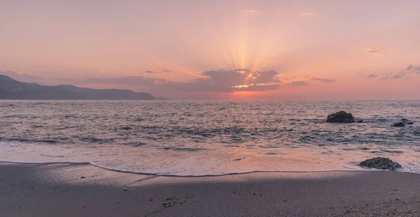 Nerja Malaga Andalusi Spanien November 2018 Sonnenaufgang Burriana Strand Dorf — Stockfoto