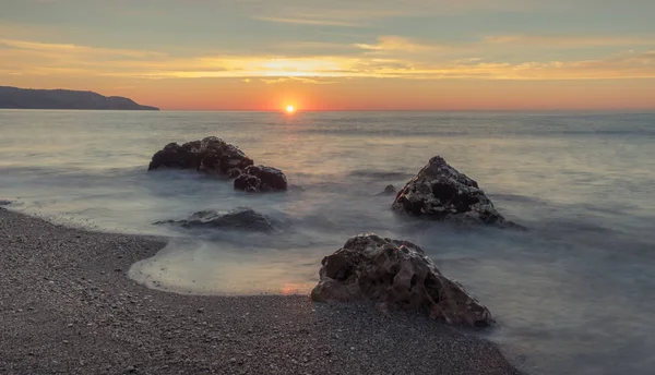 Nerja Malaga Andalusi Spanien Dezember 2018 Schöner Sonnenaufgang Burriana Strand — Stockfoto